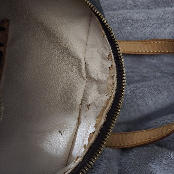 Authentic Louis Vuitton Spontini Brown Monogram Women's Bag - Picture 8 of 14